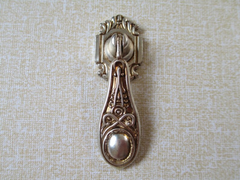 Antique Silver Dresser Drawer Pull Handles Knob Metal Drop Ring Pulls Shabby Chic Vintage Style Cabinet Handle Pull Knobs Hardware 186