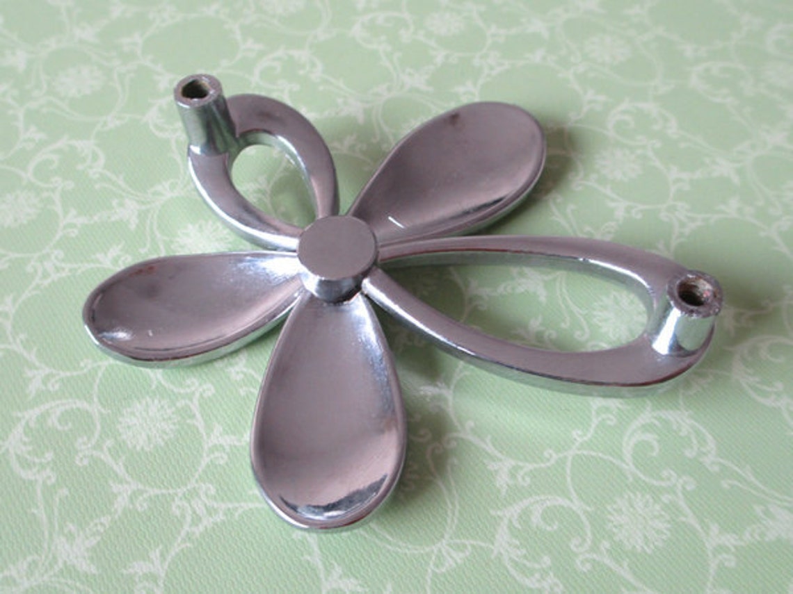 2 1/2 Flower Glass Crystal Dresser Pull Drawer Pulls Etsy