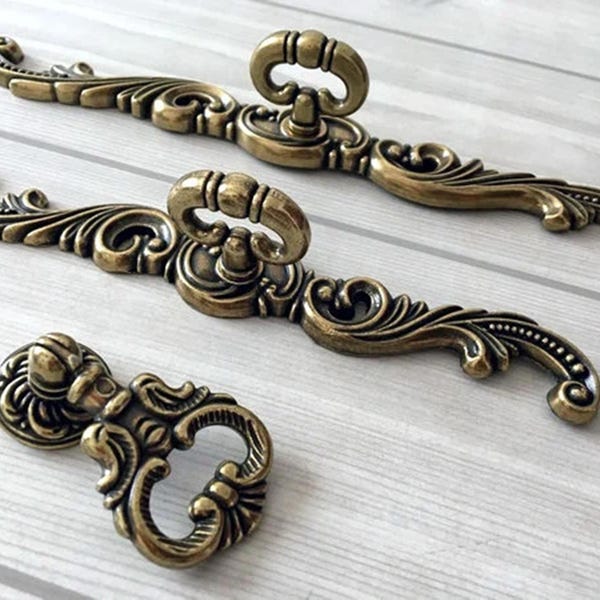 Antique Style Pull Etsy