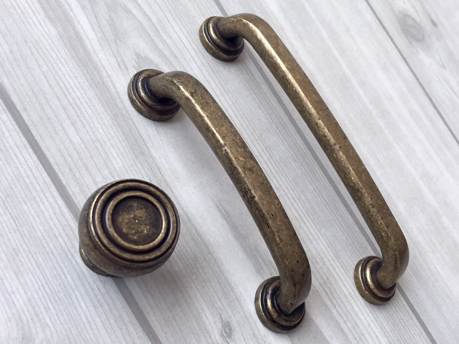 2 Pieces Shabby Chic Clock Handle Knob Dresser Kitchen Furniture Drawer 2 Pieces Shabby Chic Clock Handle Knob Dresser Kitchen Furniture Drawer