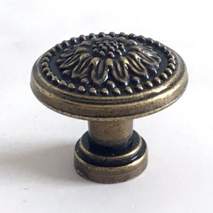 2-1/2 3 Centers Drop Bail Drawer Pull Vintage Style Dresser Pull Drawer Pulls Handles Antique Bronze Cabinet Handle Knob 2.5 64 76 mm A- Smaller Knob