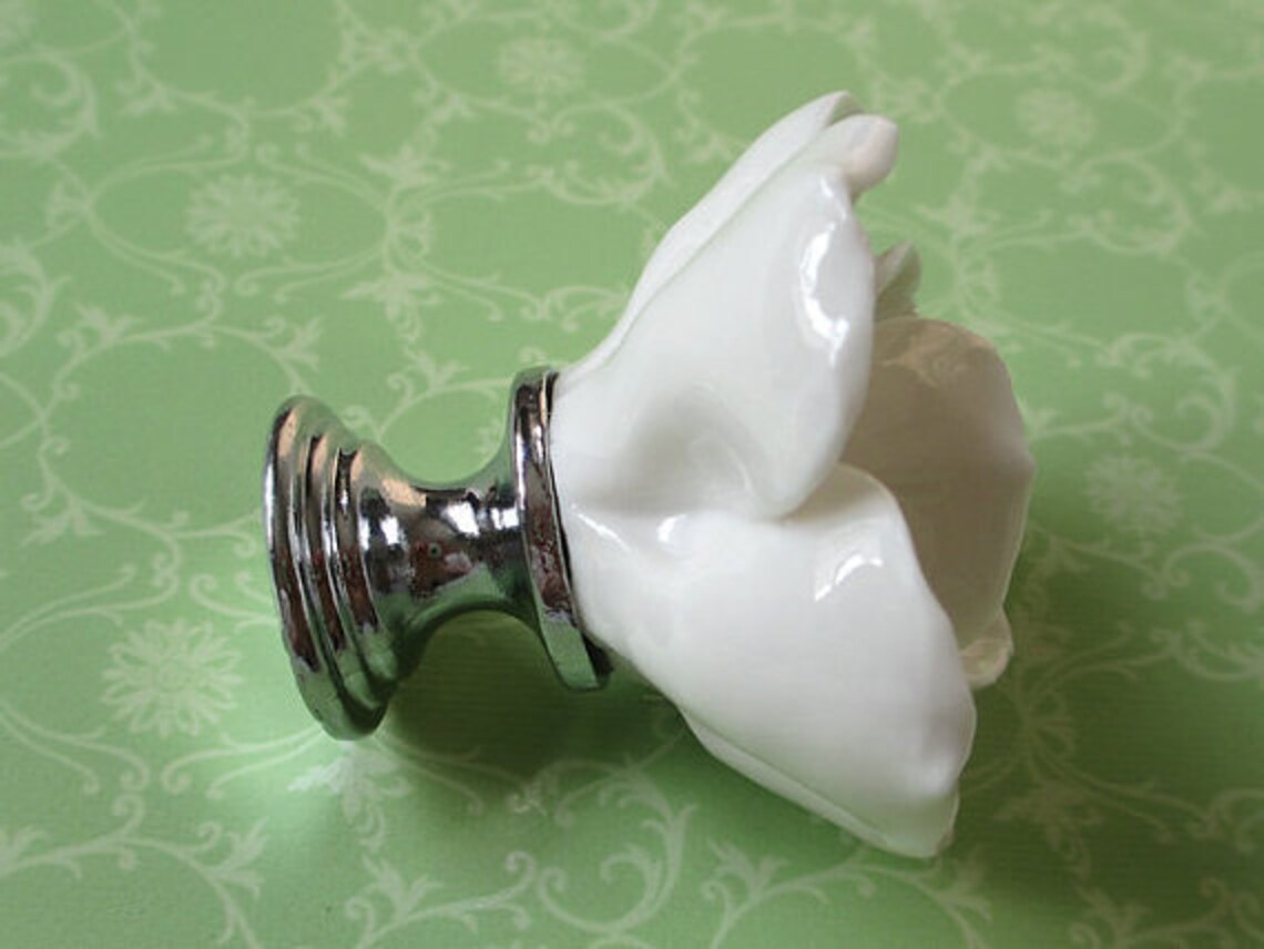 White Flower Knob Dresser Knobs Drawer Knob Pulls Handles Etsy