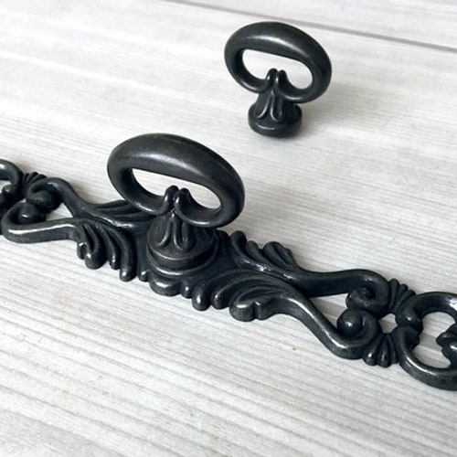 Vintage Look Knob Pull Drawer Knobs Single Pull Antique Bronze Etsy