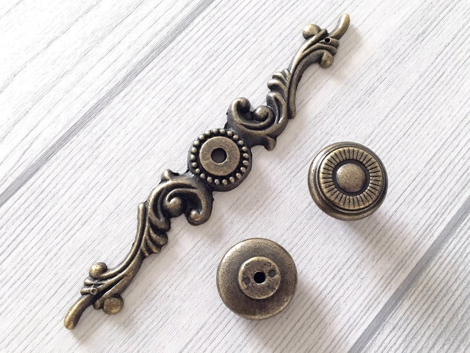 Rustic Dresser Drawer Knobs Pulls Backplate Antique Bronze Etsy