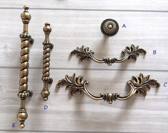 2-3/8" 3“ 3.75" Drawer Pull Handles Cabinet Pulls Handle Antique Bronze Dresser Knobs Pulls French Provincial Lynns Hardware 60 76 96 mm