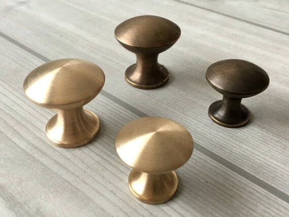 Mixed Use 5.5/" Fleur-de-lis Decorative Brass Backplate without Knob