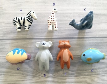 Poisson ours Koala Dauphin Zèbre Éléphant Girafe Enfants Commode Boutons Tiroirs Tire poignées Céramique Enfant Armoire Poignées De Porte Animaux Enfants