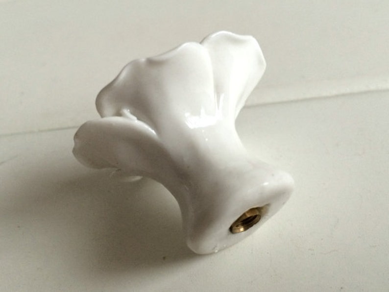 white flower drawer knobs