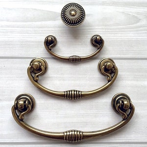 2.5" 3.75" 5" Drop Bail Vintage Style Dresser Pulls Cabinet Pulls Drawer Pull Handles Antique Bronze Decorative Handle Swing 64 96 128 mm