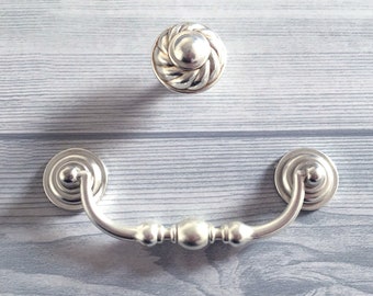 4.25" Shabby Chic Drop Bail Drawer Pull Handles Dresser Pulls Silver Kitchen Cabinet Door Handle Pull Pendant Swing Hardware 4 1/4" 108 mm