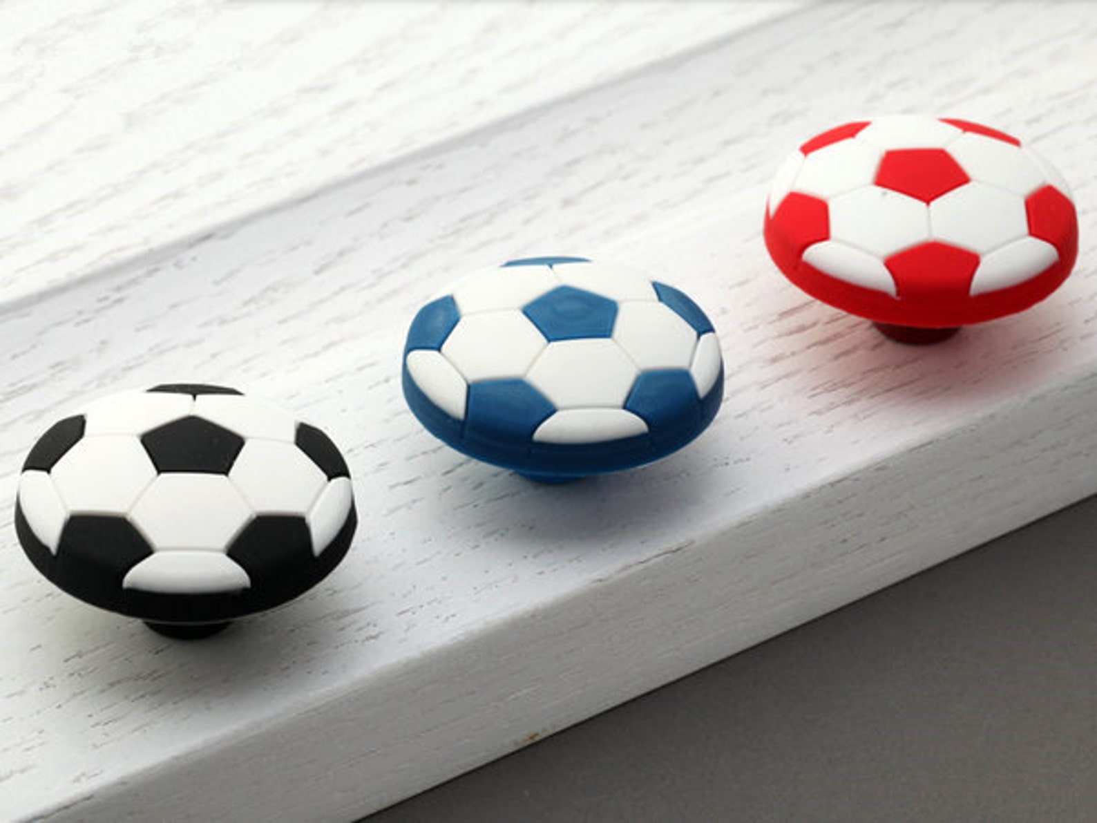 Fußball Schubladen Knauf Möbelknopf Knäufe Blau Rot Schwarz | Etsy