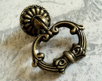 Vintage Look Dresser Pulls / Drawer Pulls Handles Knobs Ring Drop Pull Antique Bronze / Rustic Cabinet Door Knocker Knob Pull Hardware 172