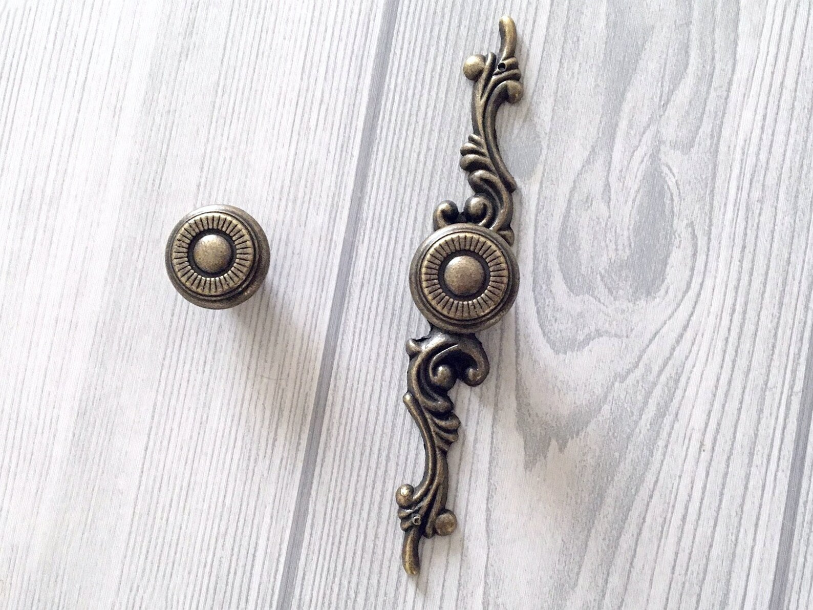 Rustic Dresser Drawer Knobs Pulls Backplate Antique Bronze Etsy