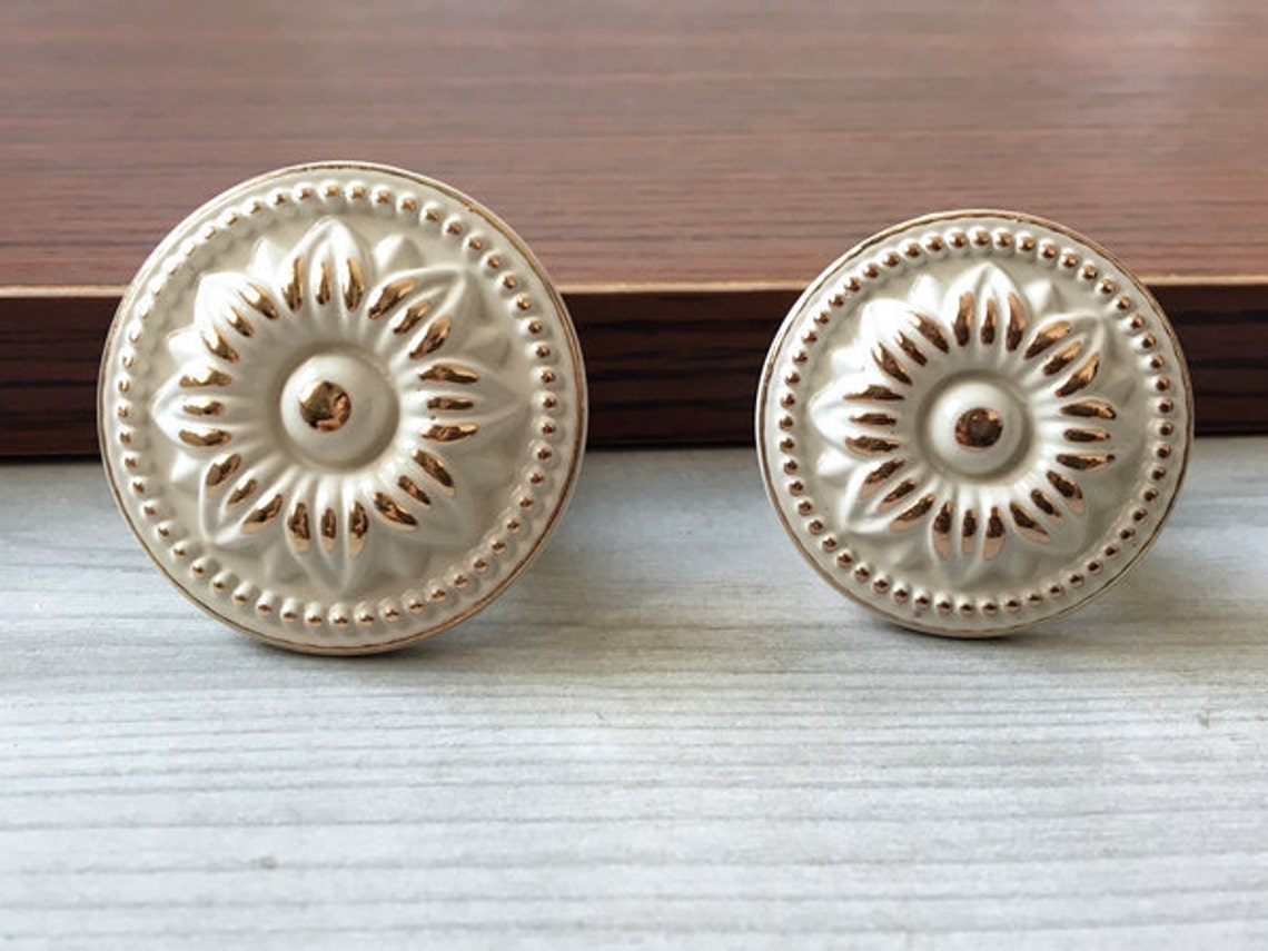 Shabby Chic Knobs Dresser Knob Creamy White Gold Kitchen Etsy