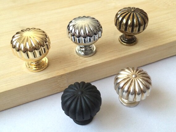 Small Shabby Chic Knobs Dresser Drawer Knob Pull Handles Etsy