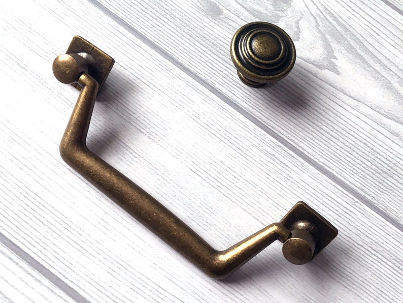 5 Vintage Style Dresser Knob Pull Drawer Knobs Pulls Etsy