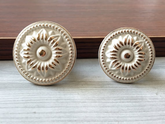 Shabby Chic Dresser Knob Pull Drawer Knobs Pulls Handles White Etsy