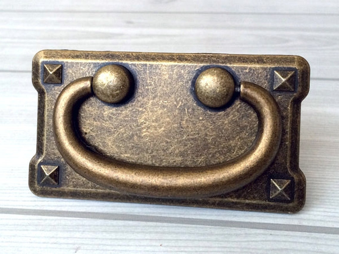 3 Vintage Style Dresser Pulls Drawer Pull Antique Bronze Etsy