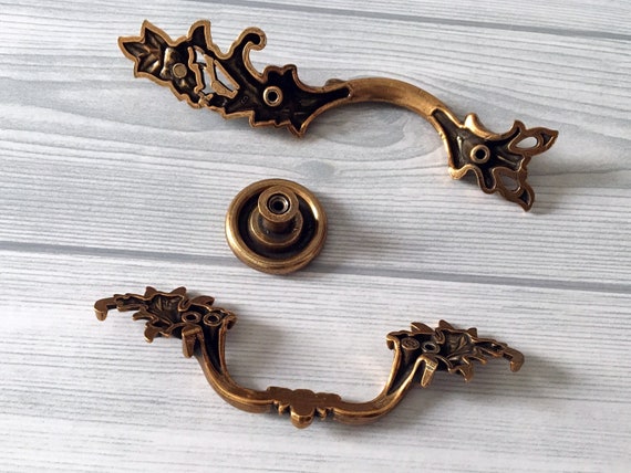 2.5 3.75 Drawer Pull Handle Antique Brass Copper Cabinet Door Handle Pull  Dresser Handles Pulls French Provincial Lynns Hardware 64 96 Mm -   Canada