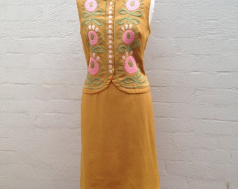 Vintage 1960s dress/ Alix of Miami/ shift dress/ embroidered dress/ styled in Paris/ Designer dress/Irish linen/ small