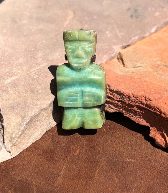 Cool Antique Mexican Green Banded Onyx Pin