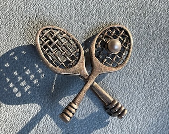 Cute Vintage Crossed Tennis Racket / Racquet Pin or Brooch