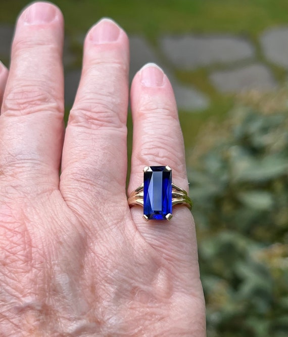 Large Sapphire With Emerald Cut set in 14K Gold - image 2