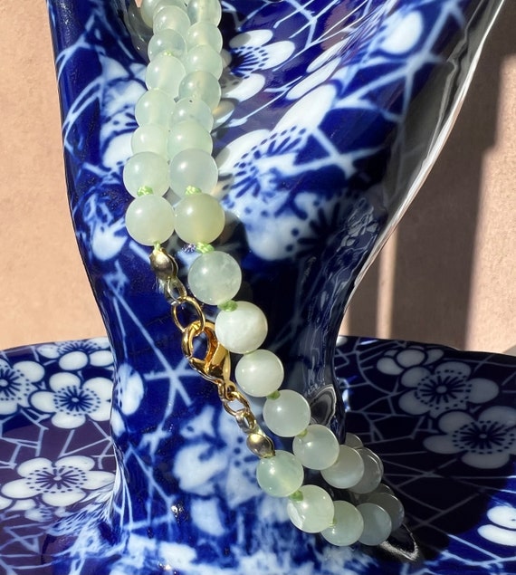 Luminous  “New Jade” Serpentine Bead Necklace tha… - image 9