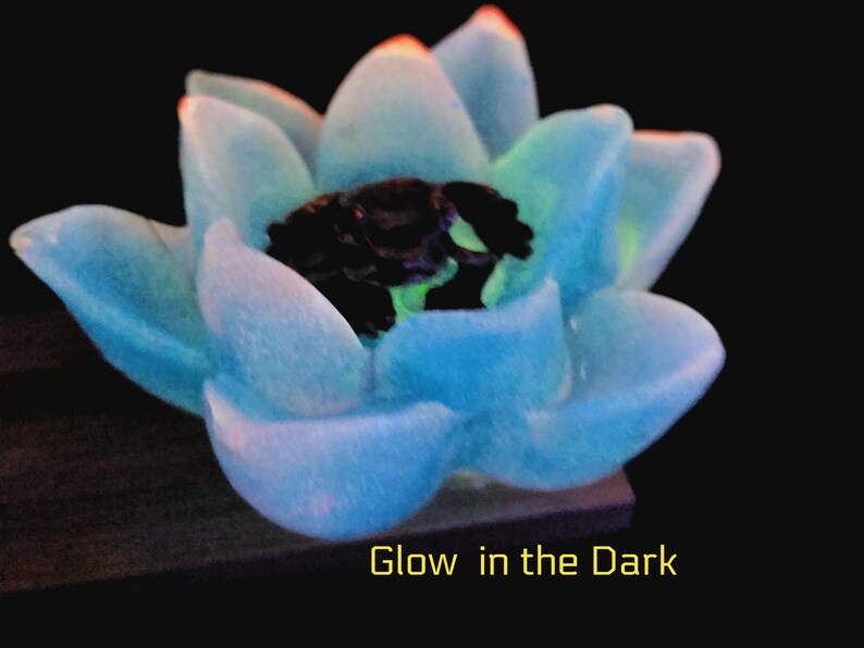 Aromatherapy Glow in the Dark Frog Lotus Water Lily Handmade Resin Art Stick Incense Burner Purple Incense Burner
