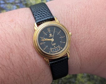 Vintage NELSONIC Digitalgold Tone Heart Shaped Quartz Watch  display picture 2
