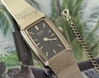 Vintage Seiko Contemporary Basic 5H23 6C00 Dress Watch Men Quartz