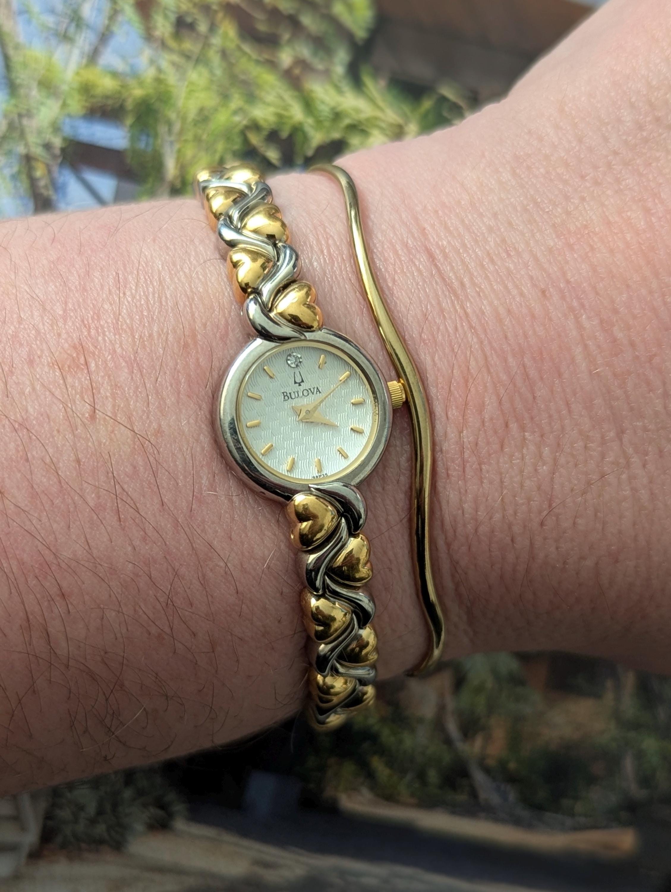 Vintage Bulova ladies oval gold tone watch NEW BATTERY Bulova Ladies Watch - Etsy Canada main image 2