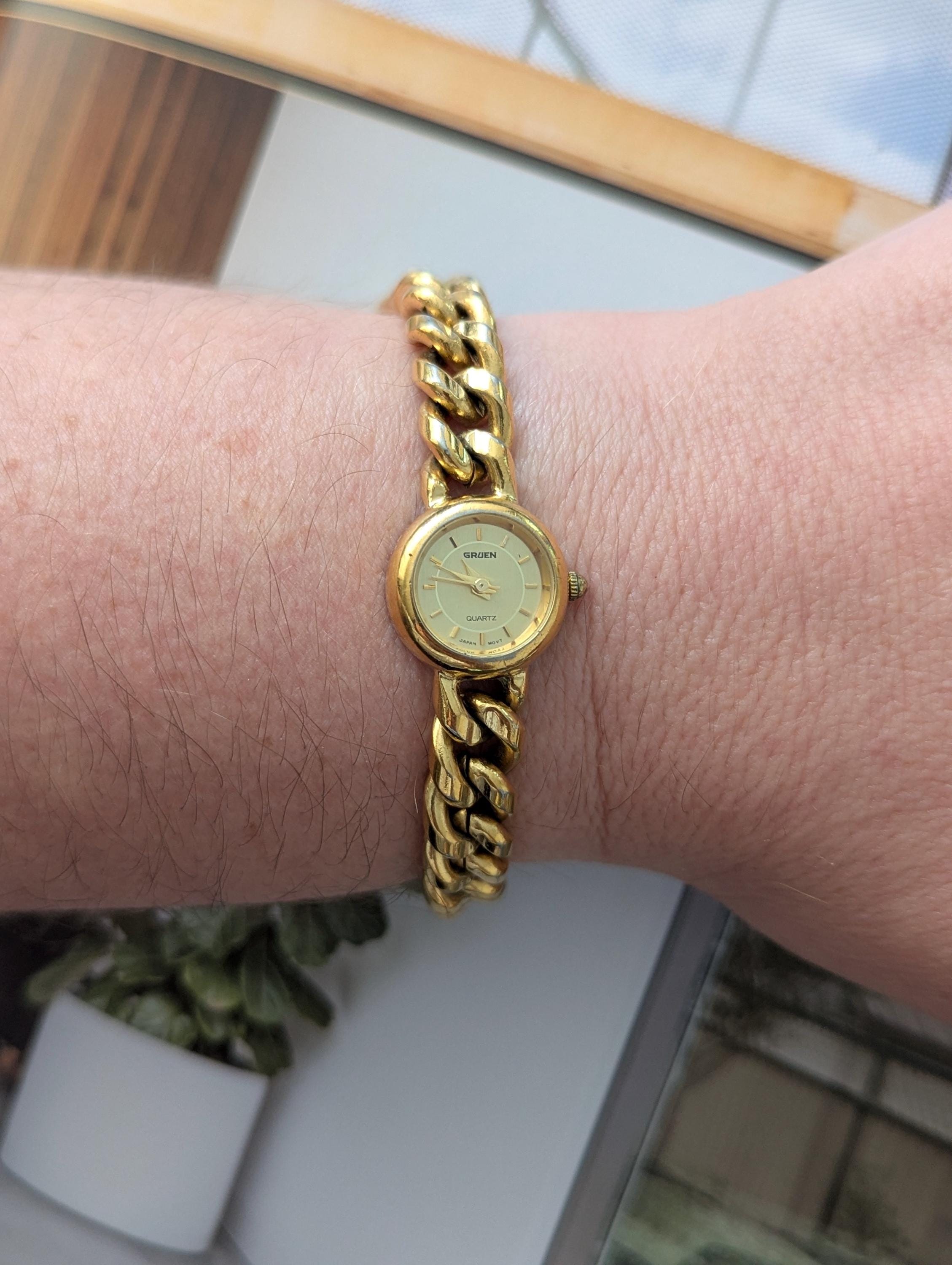 Gruen Quartz Gold Tone Chain Bracelet Ladies Watch Vintage Gruen Ladies Quartz Gold Tone Heart Bracelet Watch  main image 4