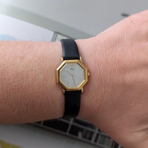 Vintage SEIKO Gold Tone Quartz Watch With Octagon Bezel, New Black