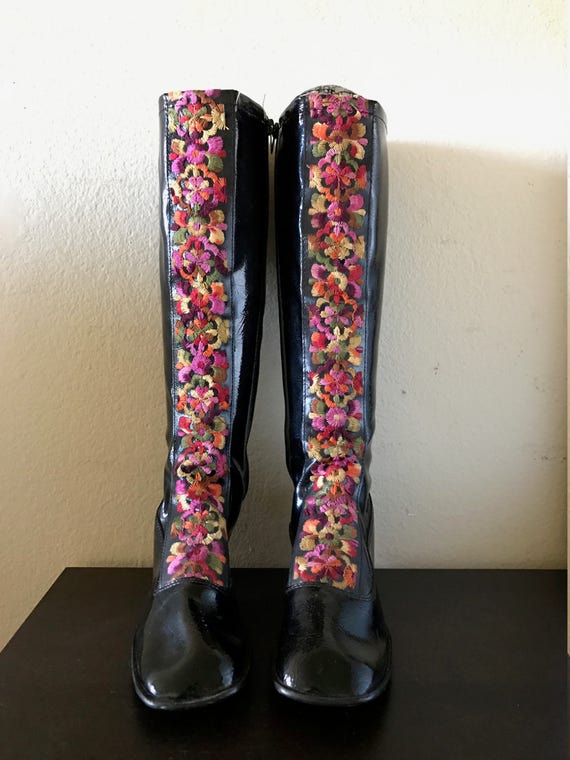 Vintage 60s embroidery mod go go boots retro hippi