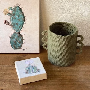 Crochet Vases with Handles / 3 Different Styles / Handmade Décor / Boho Style / Minimalist / Spring Decor Olive Cylinder Vase