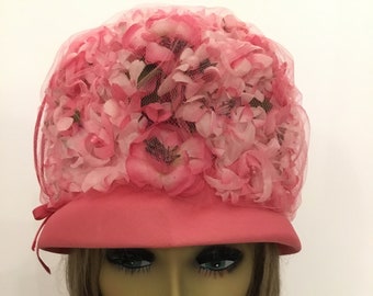 1960’s Pink Petal bubble hat, Barbie pink MOD 60’s hat, Pink foral hat, 1960s Richard Originals vintage hat, midcentury hat,stylish 60s hat