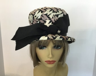 1960s MOD vintage hat, Holly Park hat, midcentury cello mod hat, 60’s vintage hats, black tan ivory 60s ladies hat