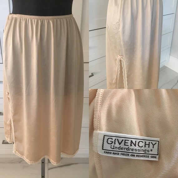 ワンピース GIVENCHY Women Mid Skirts BW22A915VK 281 Beige Givenchy Pleated Midi Skirt | italist
