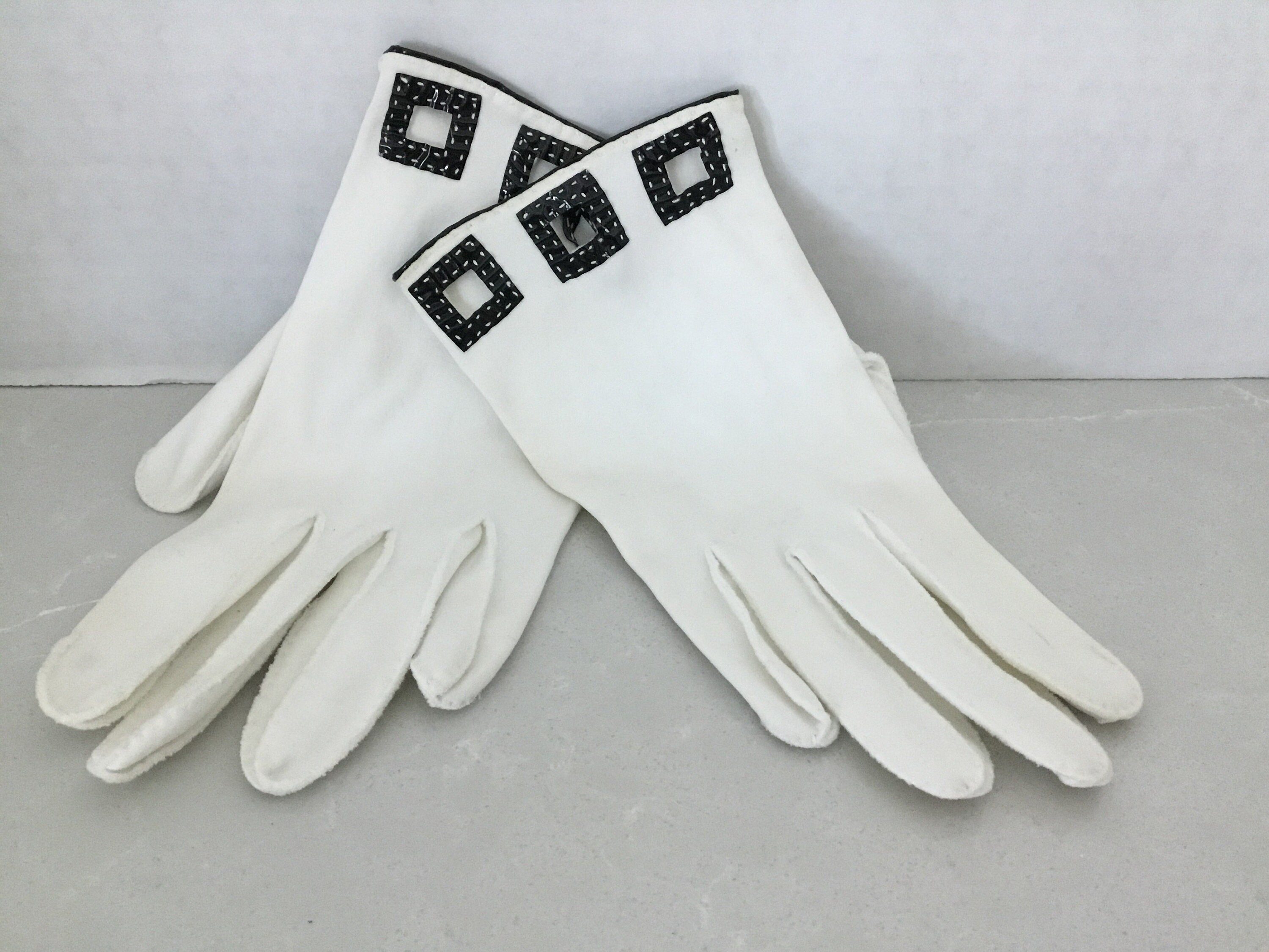 ladies short white dress gloves