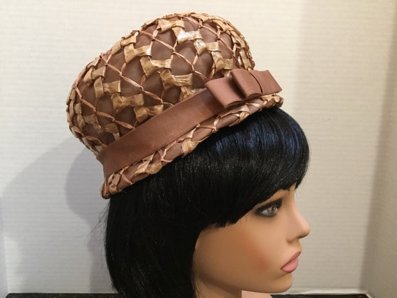 60’s Mr. John Classic Hat, vintage 60’s bucket hat, Midcentury straw woven summer hat, Mod hat, ladies bubble hat