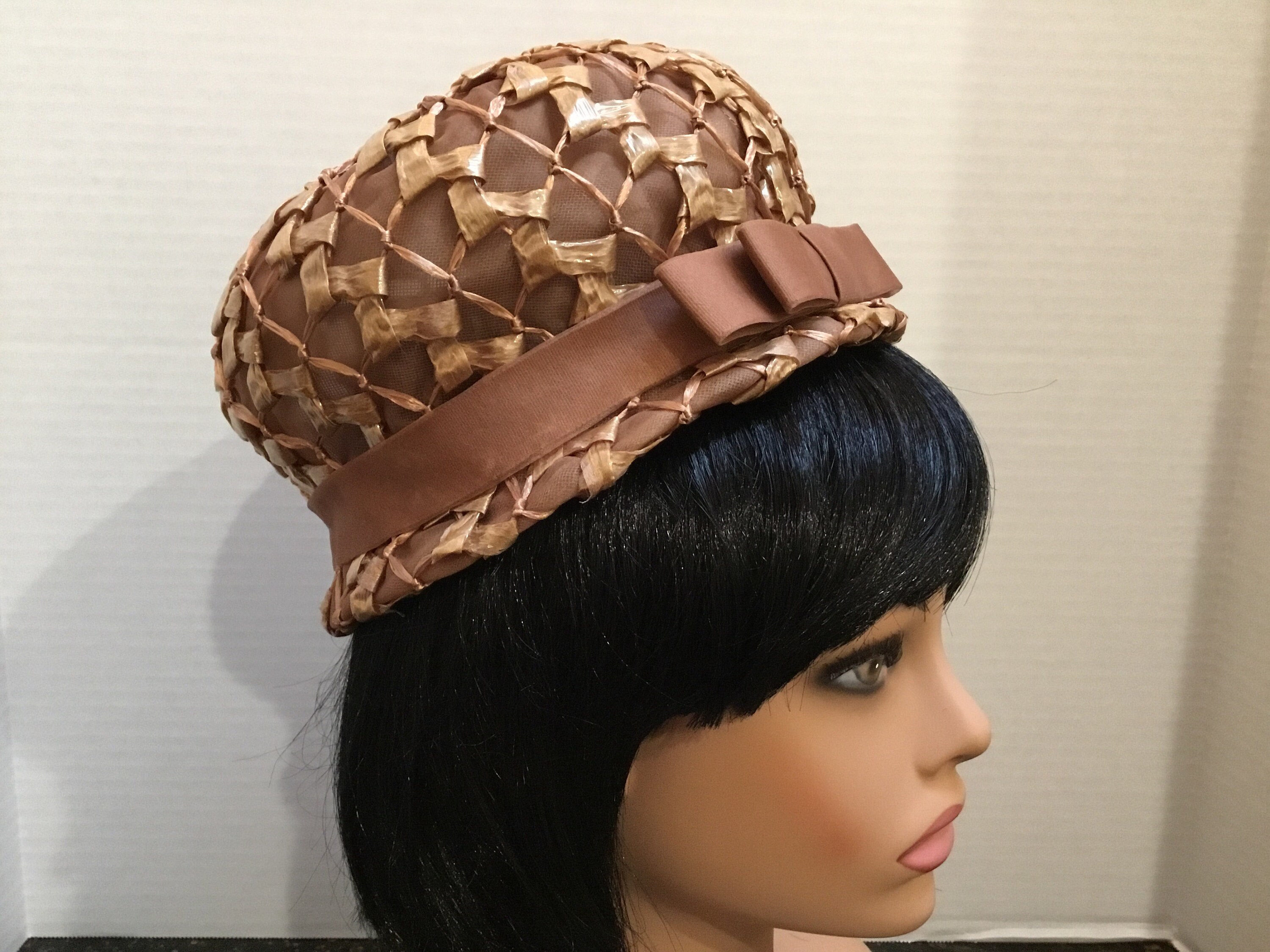 Vintage Hat Mr. John Classic New York Paris Polka Dot Bucket Pillbox Woven Straw Pillbox Blue Straw Vintage Hats for Women for sale | eBay main image 4