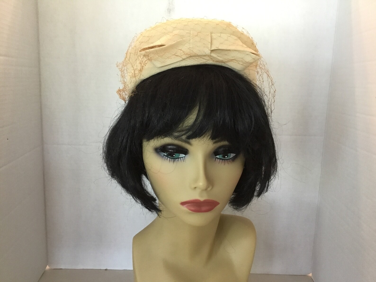 1960s Pillbox Hat Jackie Kennedy Pill Box Hat Ivory Hat Etsy