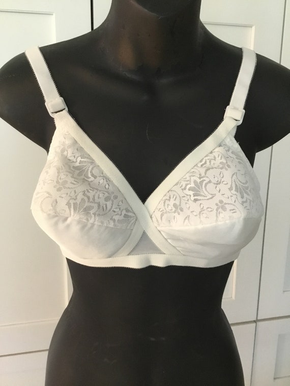 Vintage Symphonie Milano White Floral Lace Bra Ladies 1950s Pin up