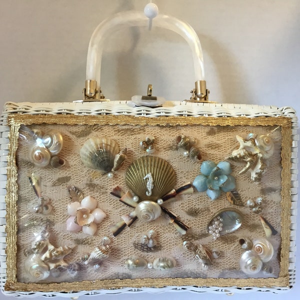 Princess Charming by Atlas wicker handbag with shells, beach theme handbag, midcentury white wicker straw handbag with shells,summer handbag