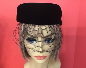 Mr. John Classic black velvet hat with veiling,black pillbox hat, midcentury black hat, high society 1960’s hat, ladies Franklin Simon hat