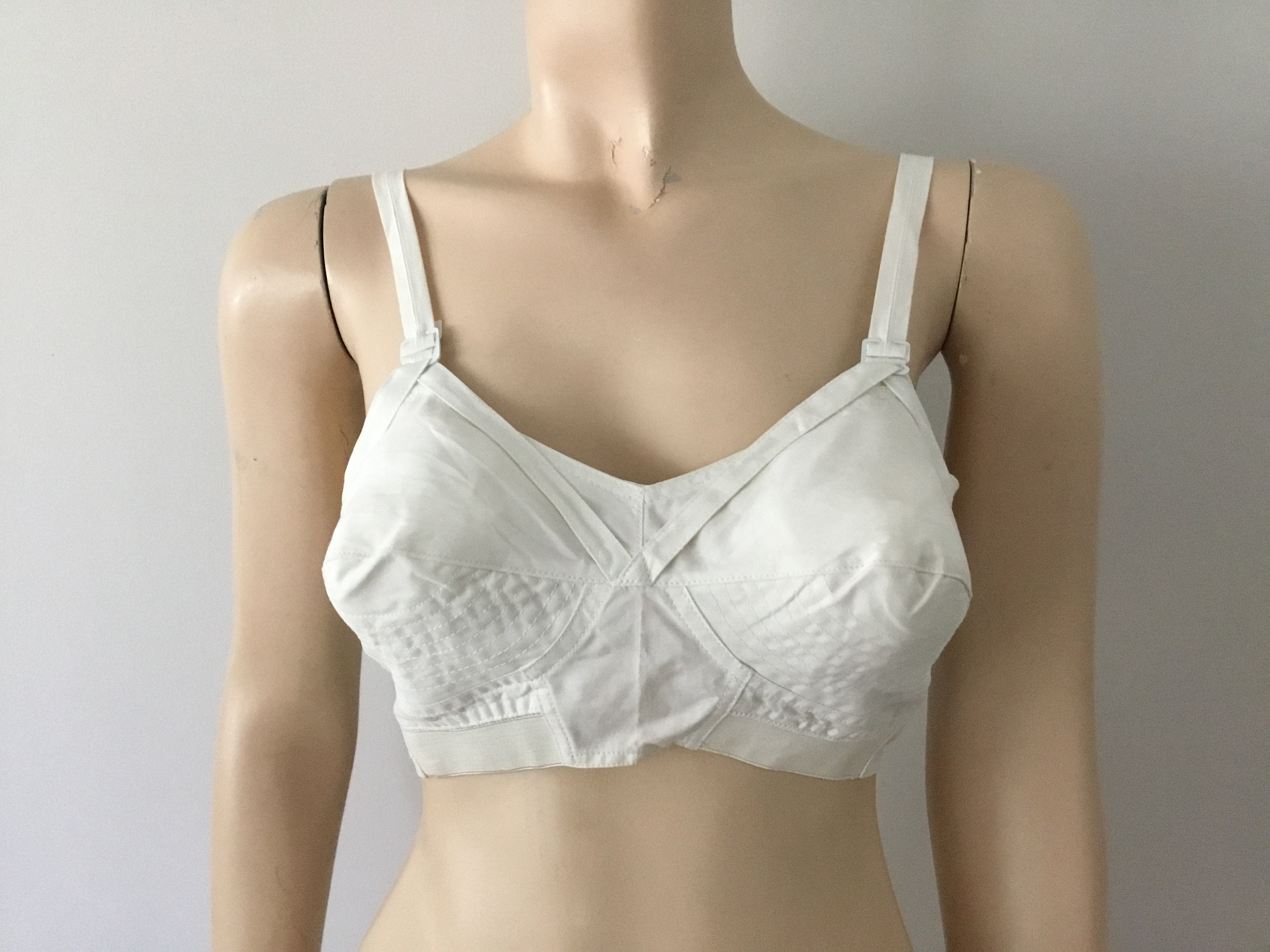 Encircled Bullet Bra Organic 100% Cotton Round Stitch Full Coverage Winsome  Bra Vintage Pointy Bra With Center Elastic Beige 