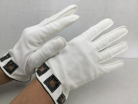 white christmas dresses Ladies White Cotton Gloves – The Costume Store