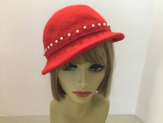 1940’s red wool hat,Neumann-Endler hat, midcentur… - image 1