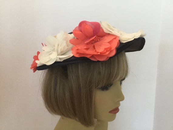 1950-60’s summer hat, navy blue floral hat, ladie… - image 3